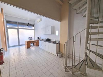 Local commercial - 110 m² - 5 pièces