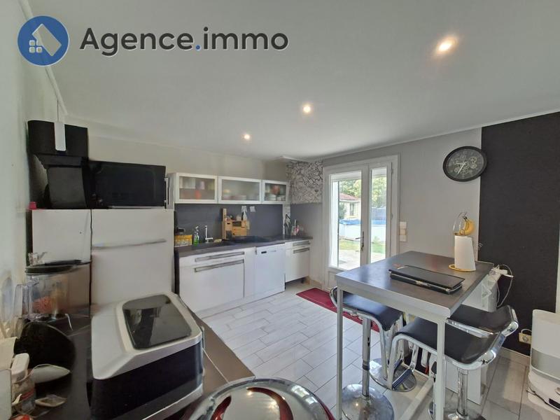 Maison traditionnelle - 135 m² - 6 pièces