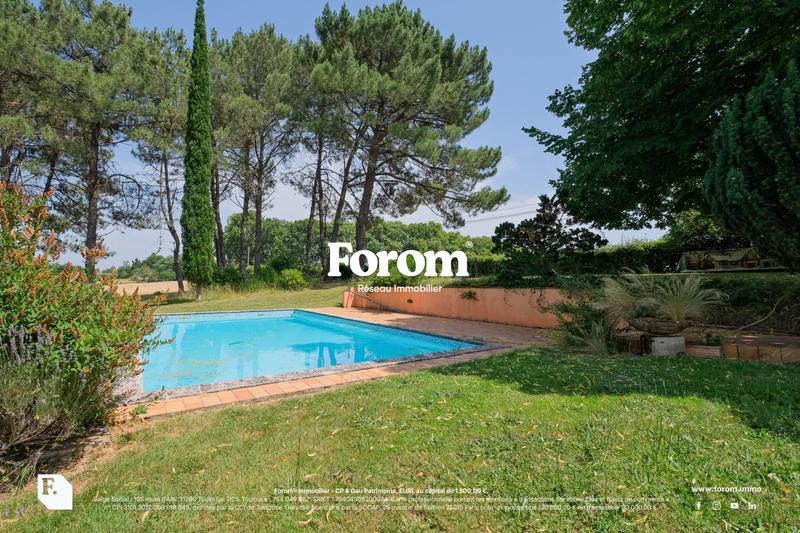 Maison ancienne - 195 m² - 8 pièces