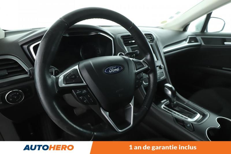 Ford Mondeo 2.0 TDCi Titanium PowerShift 5p 150 ch