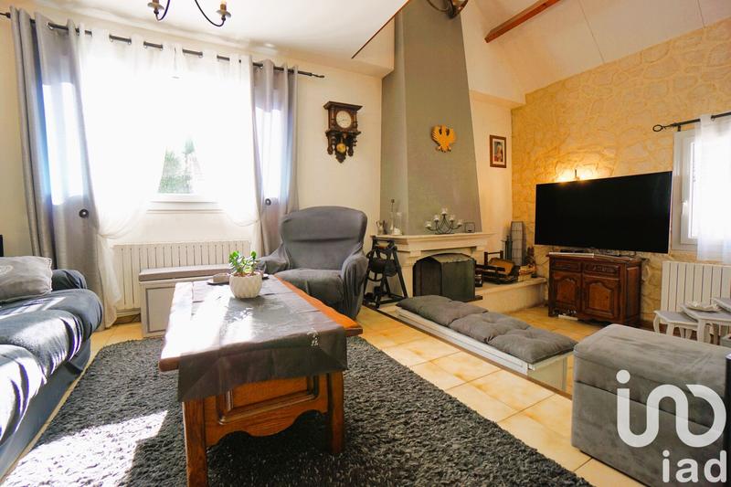 Maison - 200 m² - 8 pièces