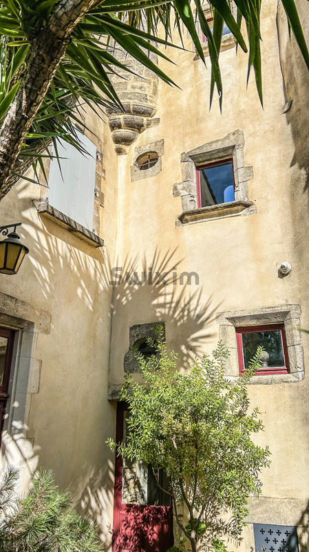 Maison de village - 280 m² - 7 pièces