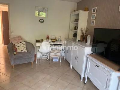 Maison - 77 m² - 4 pièces