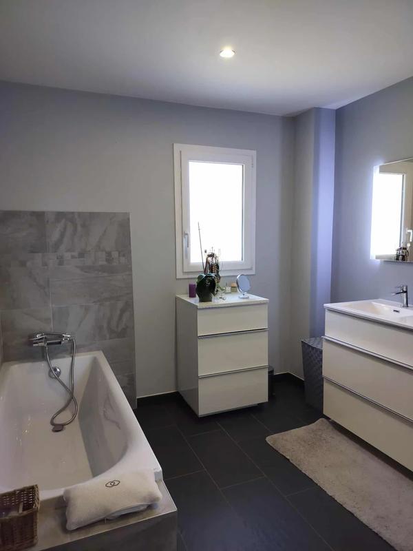 Maison - 199 m² - 8 pièces