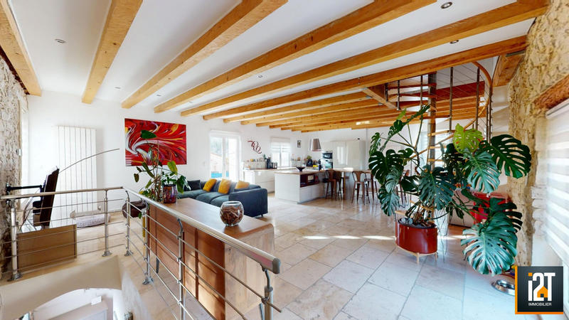 Maison ancienne - 180 m² - 5 pièces