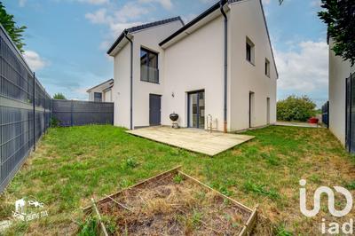 Maison - 98 m² - 4 pièces