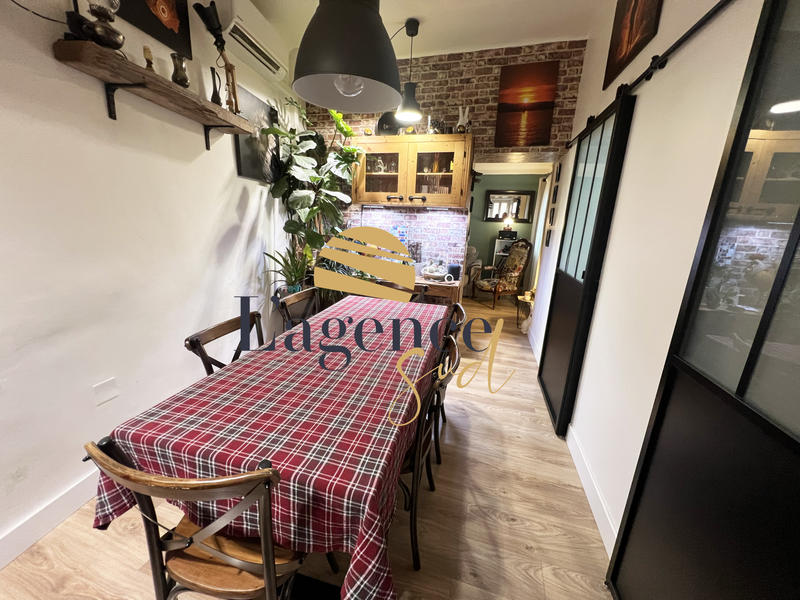 Maison - 95 m² - 5 pièces