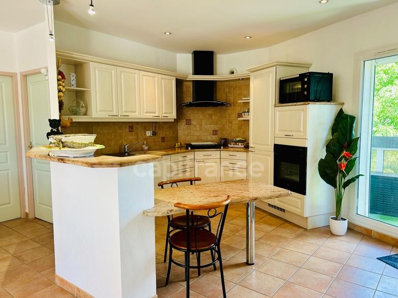 Appartement - 73 m² - 3 pièces