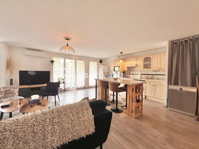 Appartement - 75 m² - 3 pièces