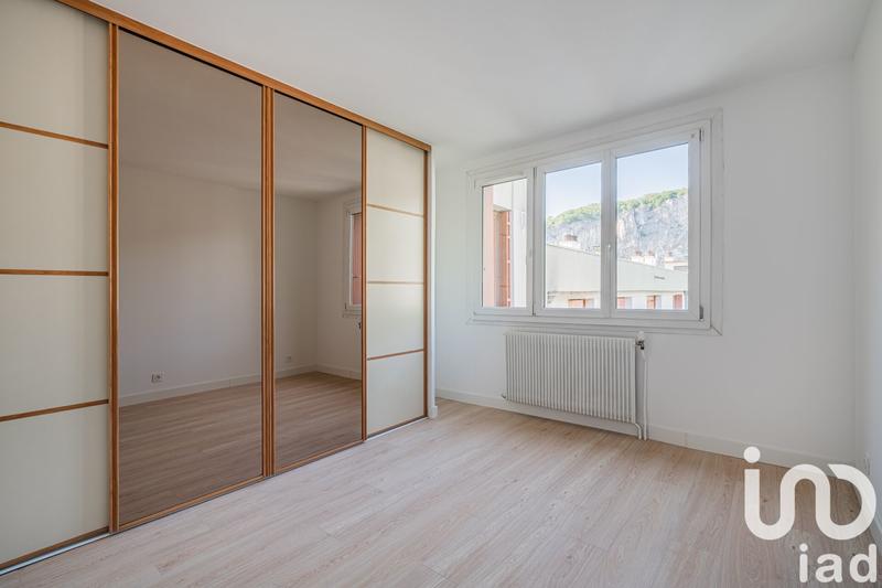 Appartement - 110 m² - 5 pièces