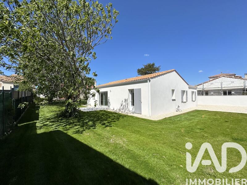 Maison - 99 m² - 4 pièces