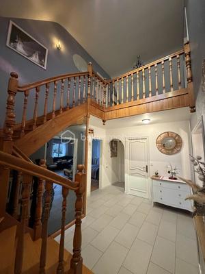 Maison traditionnelle - 145 m² - 7 pièces