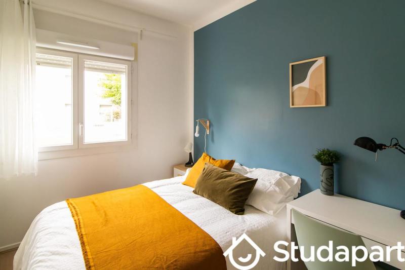 Chambre - 10 m² - 1 pièce