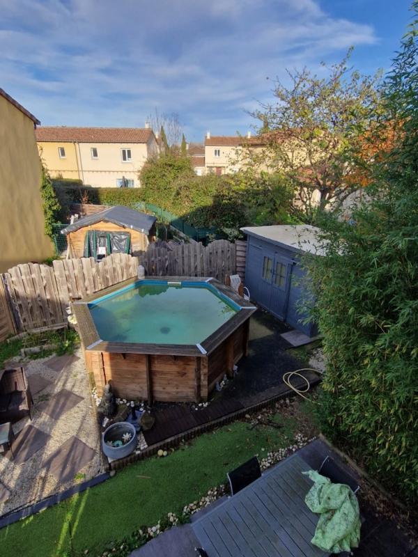 Maison traditionnelle - 100 m² - 5 pièces