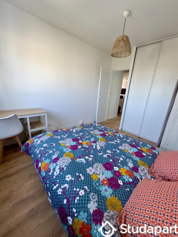 Chambre - 10 m² - 1 pièce