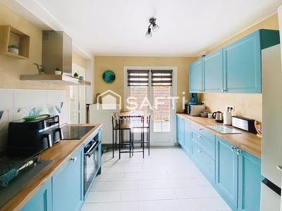 Maison - 86 m² - 4 pièces