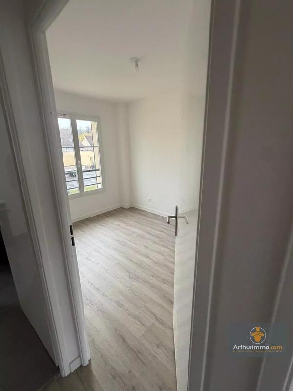 Maison - 77 m² - 5 pièces
