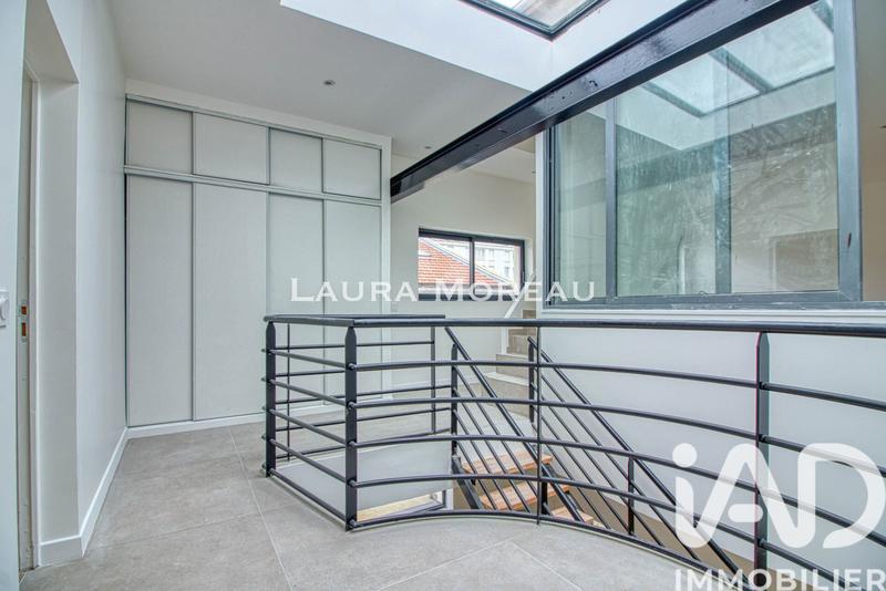 Loft - 171 m² - 5 pièces