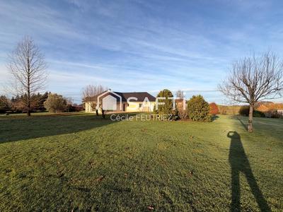 Maison - 121 m² - 4 pièces