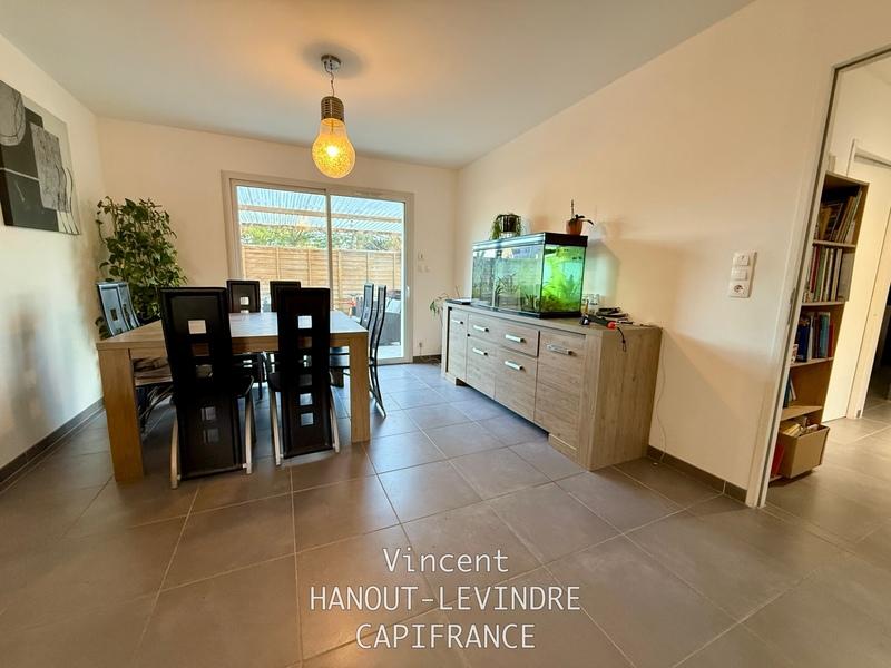 Maison - 98 m² - 5 pièces