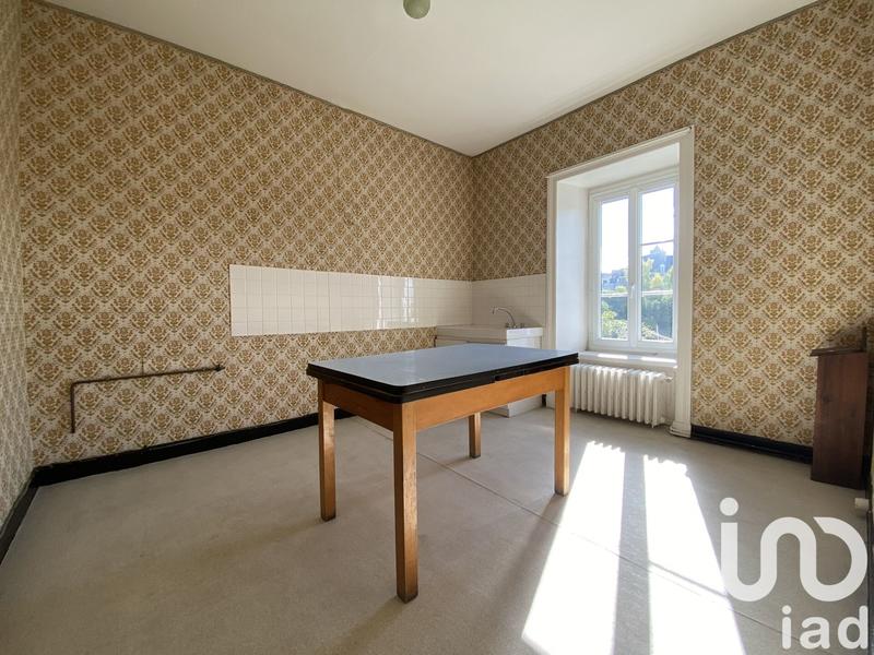 Maison de ville - 240 m² - 10 pièces