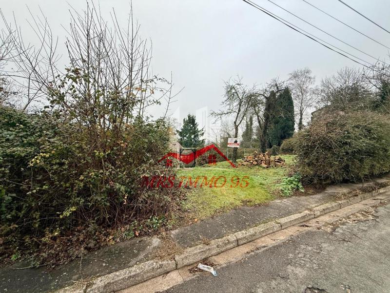 Terrain constructible - 372 m²