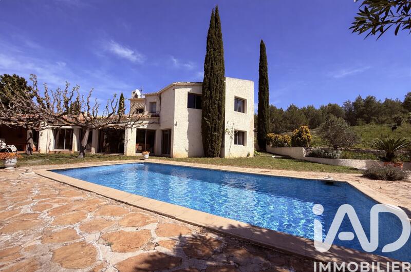 Maison - 163 m² - 5 pièces