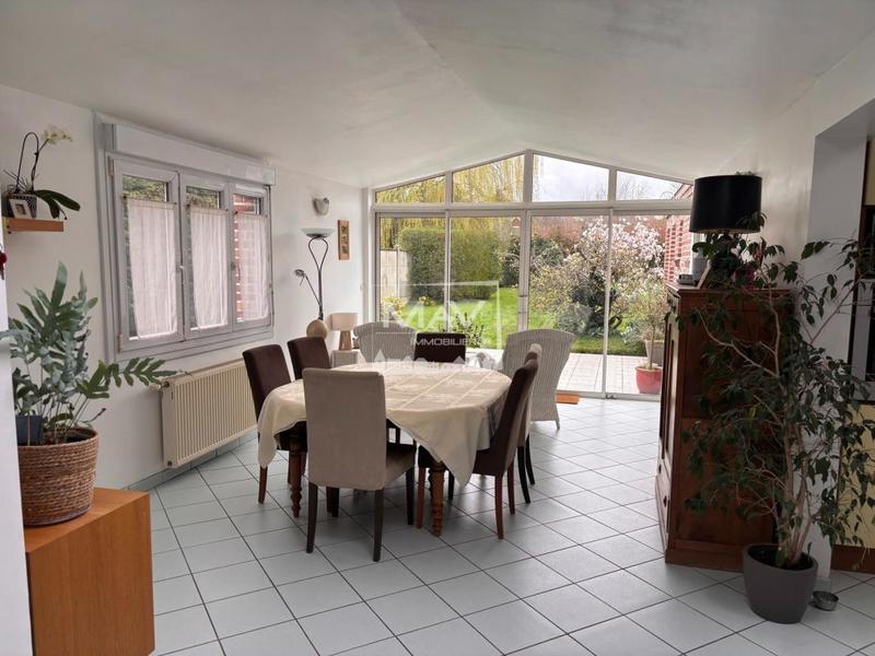 Maison - 144 m² - 5 pièces
