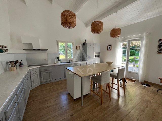 Maison d'architecte - 192 m² - 6 pièces