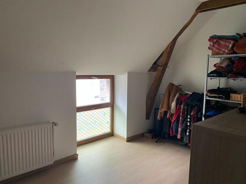 Maison - 240 m² - 7 pièces