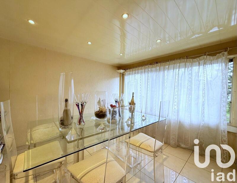 Appartement - 92 m² - 5 pièces