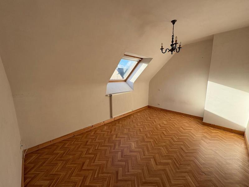 Maison - 97 m² - 4 pièces