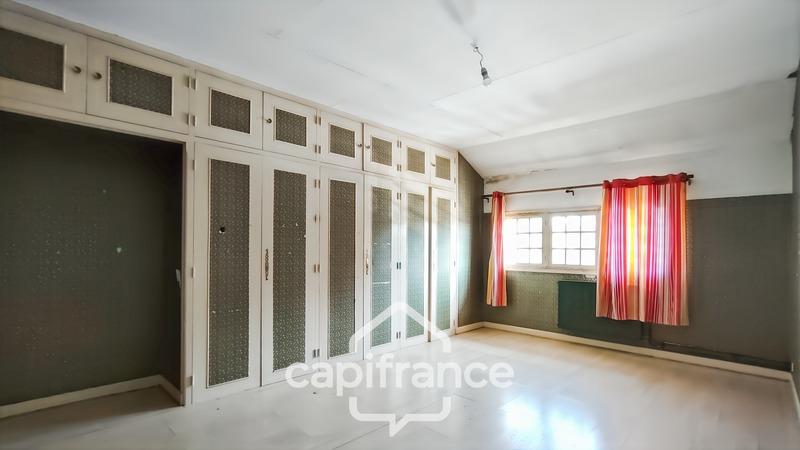 Maison - 157 m² - 7 pièces