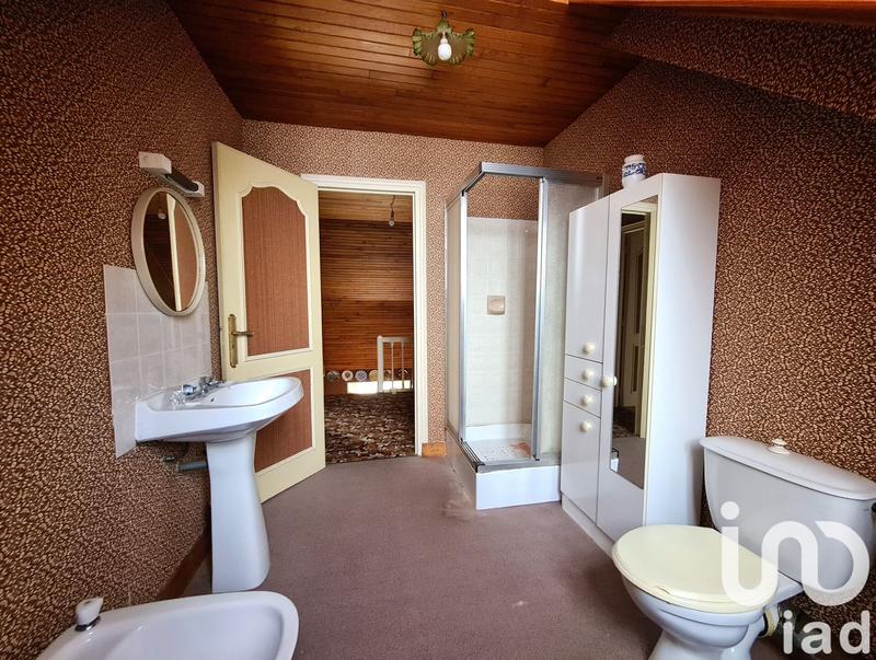 Maison - 192 m² - 10 pièces