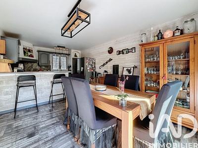 Maison - 104 m² - 5 pièces