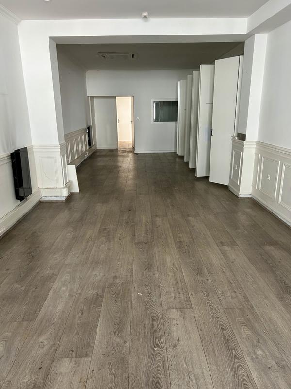 Local commercial - 93 m²