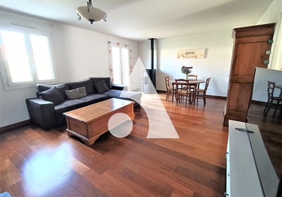 Maison - 83 m² - 5 pièces