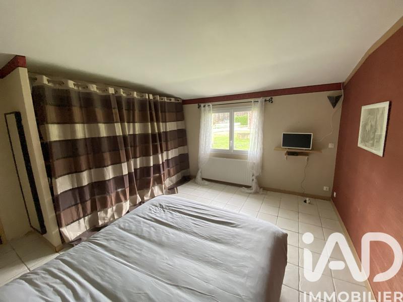 Maison - 200 m² - 8 pièces