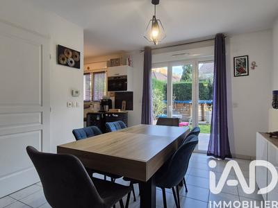 Maison - 88 m² - 4 pièces