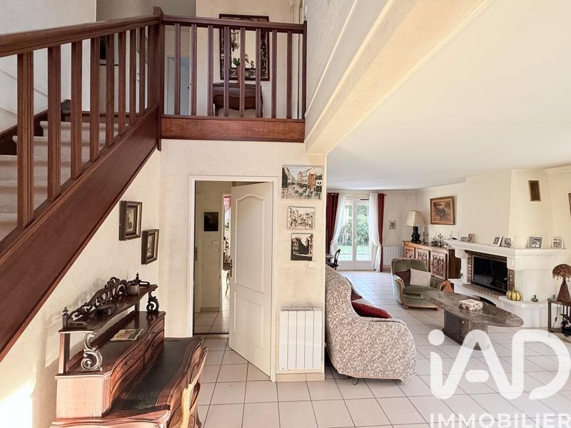 Maison - 178 m² - 7 pièces