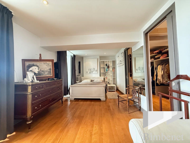 Maison ancienne - 181 m² - 6 pièces