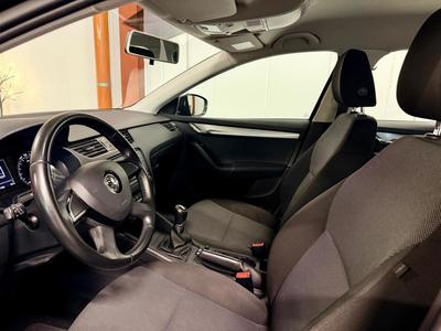 Skoda Octavia Combi 1.2tsi 105ch - 1ere Main