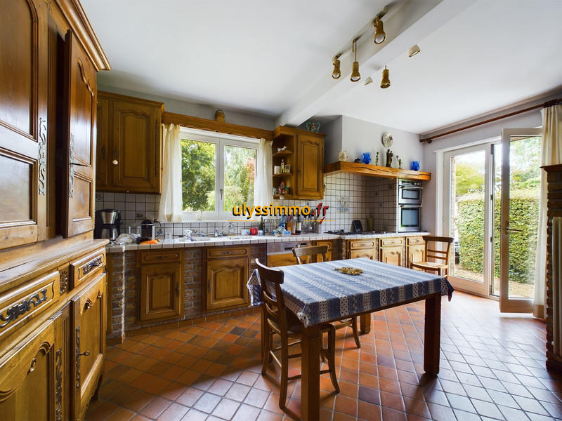 Maison - 272 m² - 7 pièces