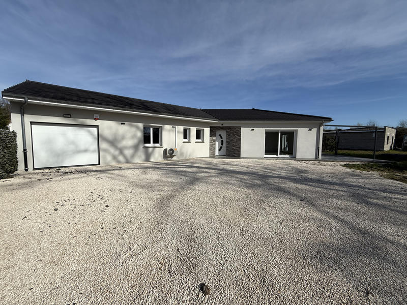 Maison - 139 m² - 5 pièces