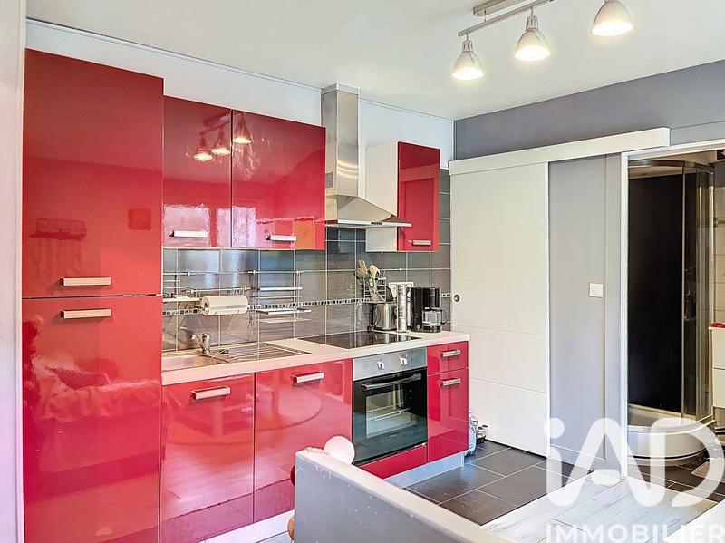 Maison - 140 m² - 5 pièces