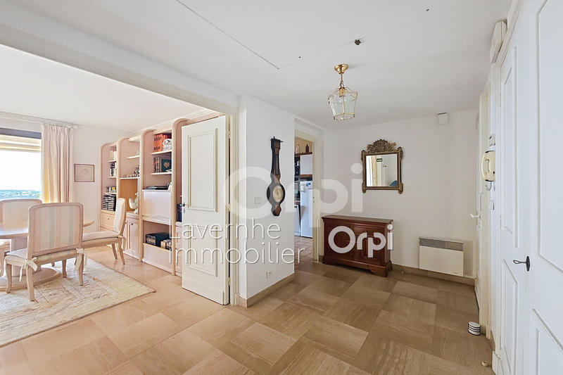 Appartement - 100 m² - 4 pièces