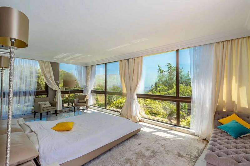 Villa - 400 m² - 10 pièces