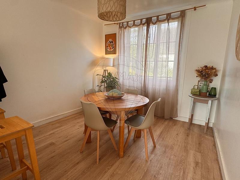 Maison - 96 m² - 4 pièces