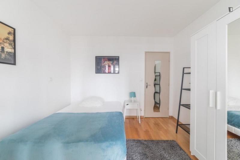 Chambre - 15 m² - 4 pièces