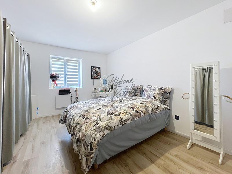 Immeuble - 121 m² - 7 pièces